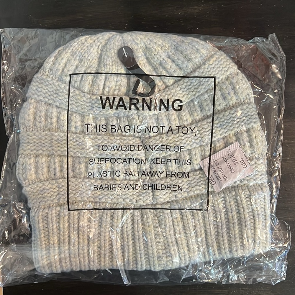 C.C Beanie - Picture 2 of 2